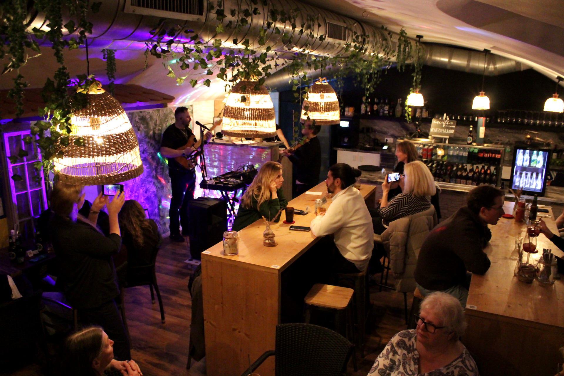 Jean Carlos Heigl Garcia – Latin Vibe Live Wien 20