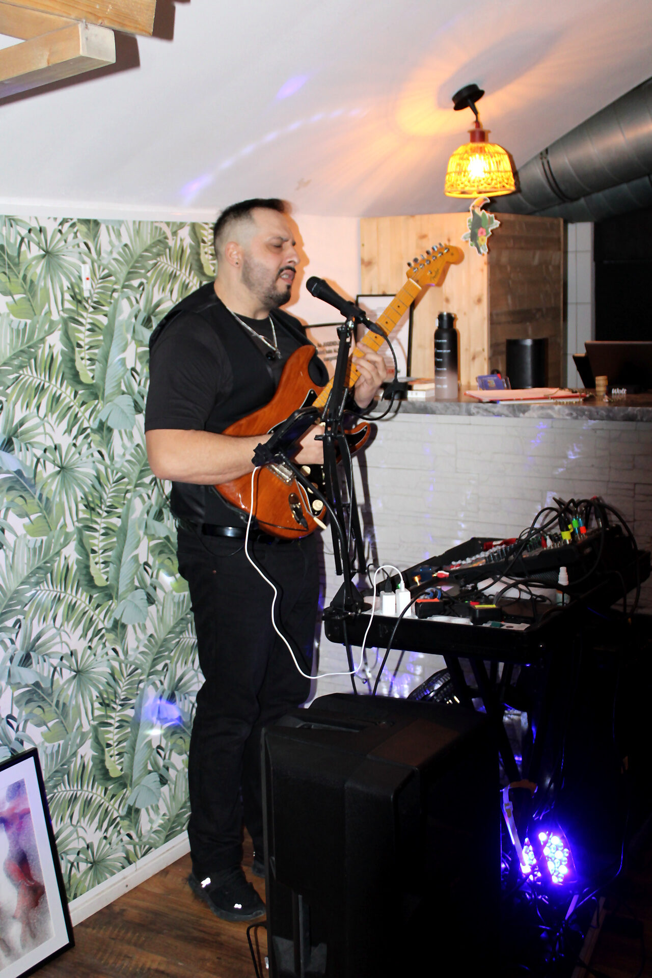 Jean Carlos Heigl Garcia – Latin Vibe Live Wien 03